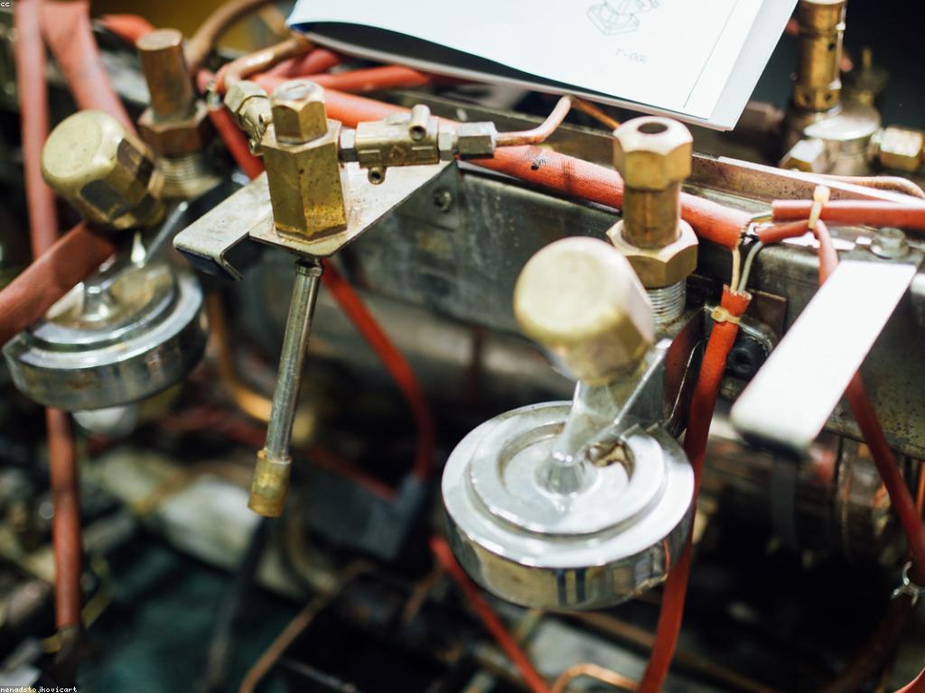 ការយល់ដឹងអំពីការពិចារណាអំពីម៉ាស៊ីន